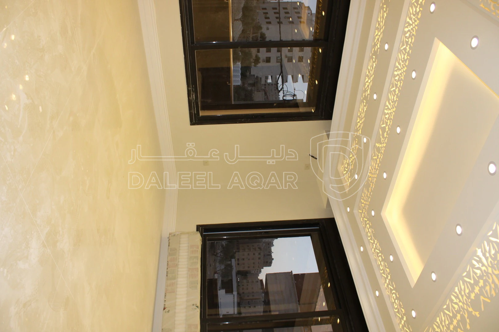 شقة في الجبيهه بالقرب من اكاديمية ليمار - 98,000 دأ - صورة 1